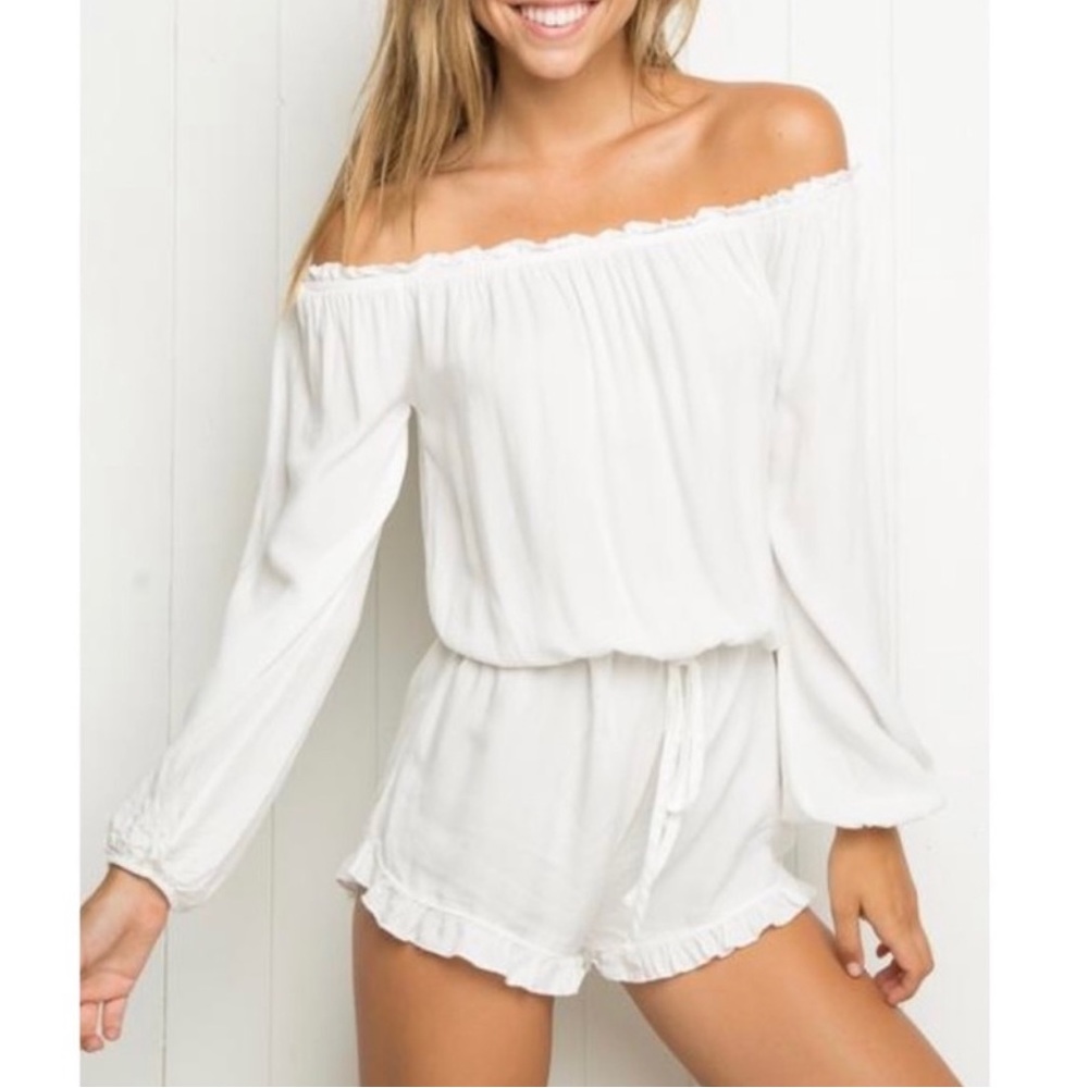 Brandy Melville Gabriella Off The Shoulder Romper in White. One Size
